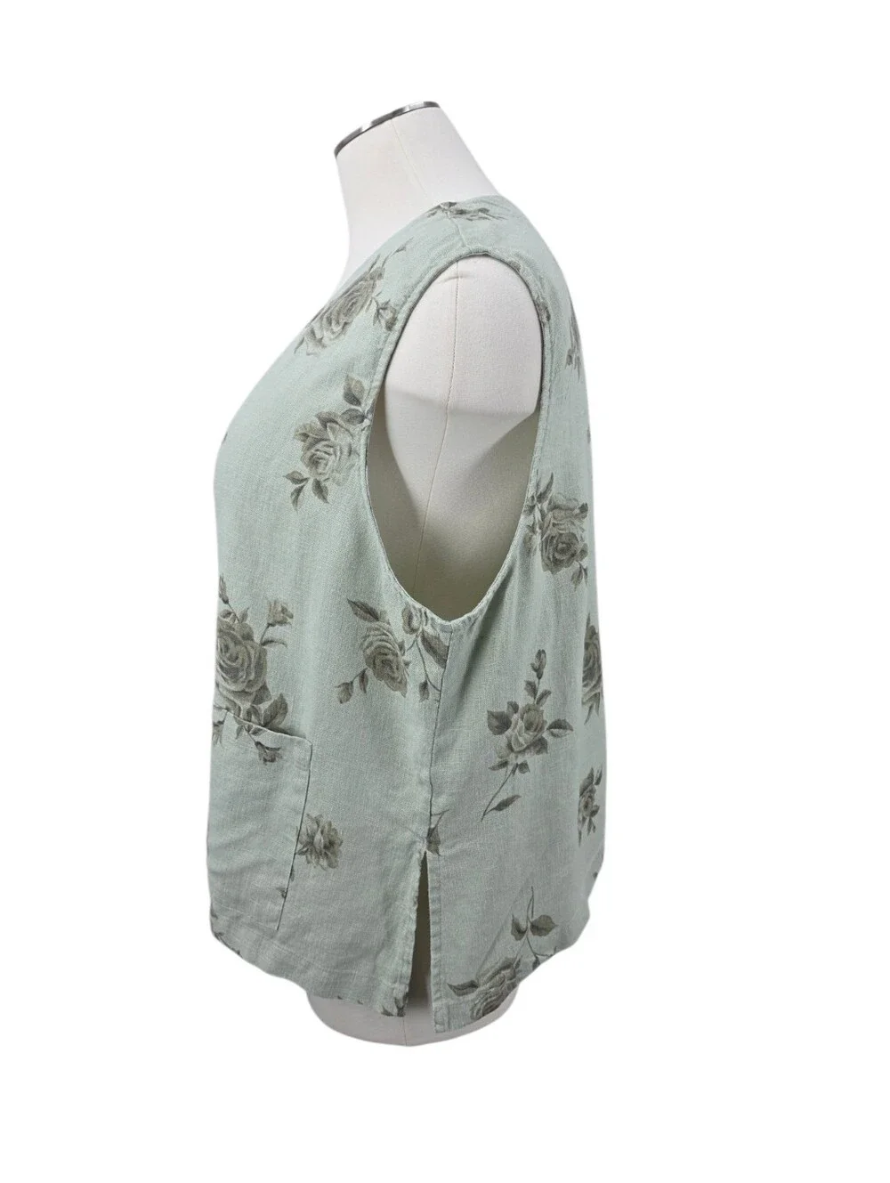 Vintage Linen Sleeveless Sage Green Floral Button-Front Vest Sleeveless Top